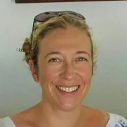 Caroline Pulver photo